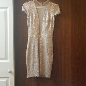 Dress the population gold sequin dress size small